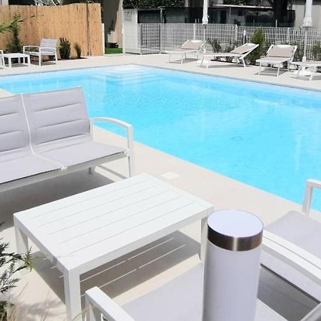 Hotel Ermeti B&B Brunch Riccione Dış mekan fotoğraf