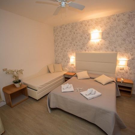 Hotel Ermeti B&B Brunch Riccione Dış mekan fotoğraf