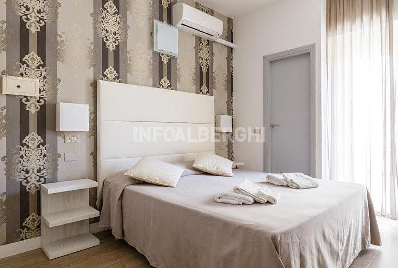 Hotel Ermeti B&B Brunch Riccione Dış mekan fotoğraf