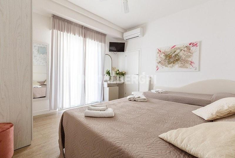 Hotel Ermeti B&B Brunch Riccione Dış mekan fotoğraf